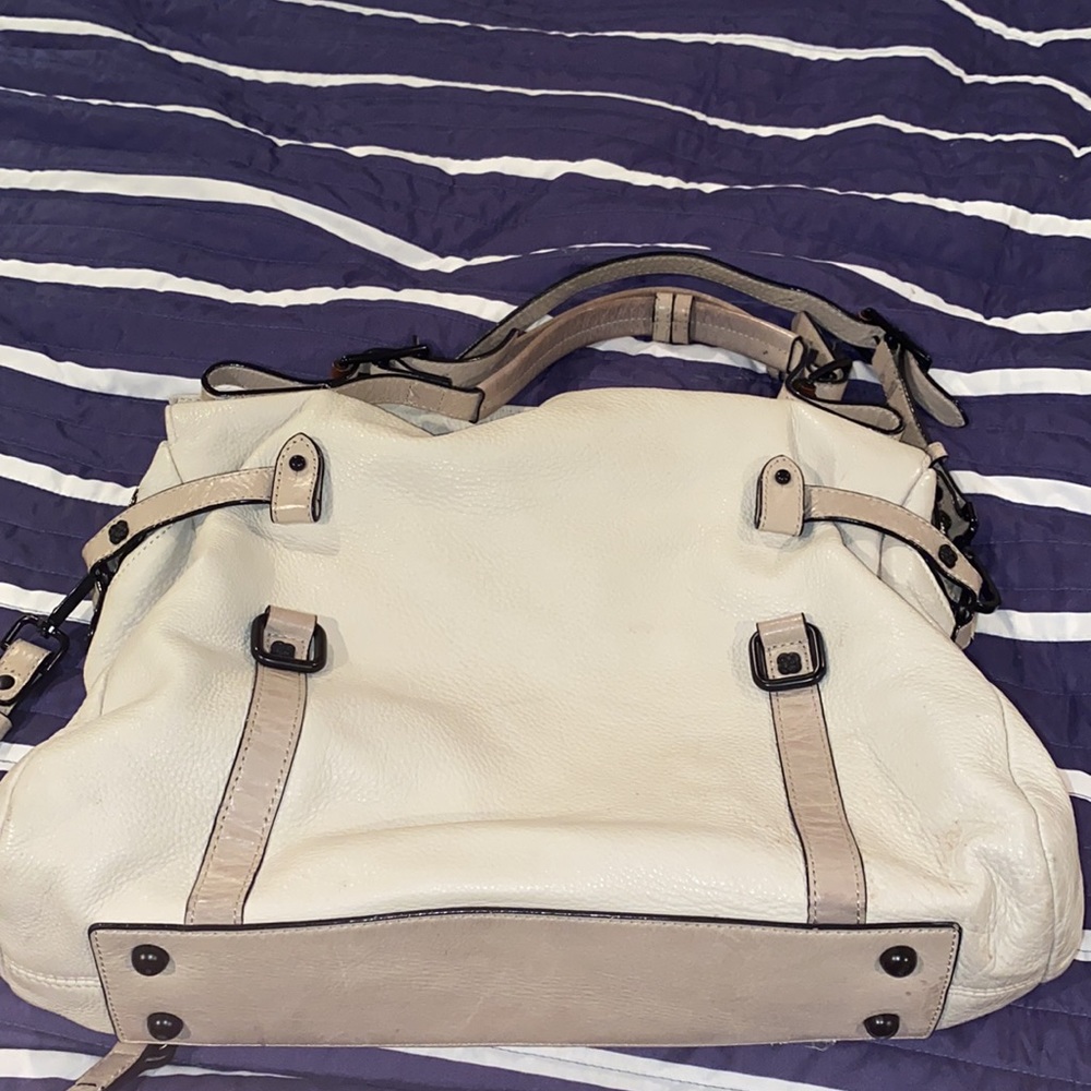 Elliot Lucca Cream Crossbody Bag - Picture 6 of 12
